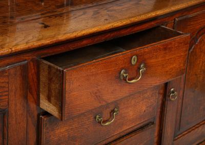 18th Century Welsh Oak Dresser