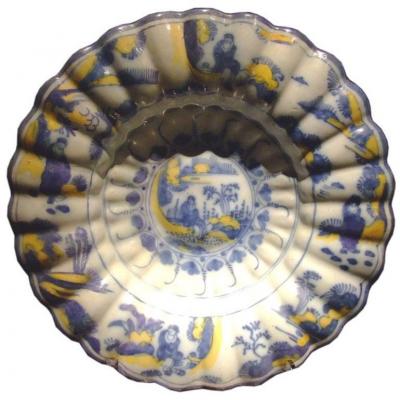 18th c Dutch Delft Lobed Sweetmeat Dish