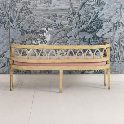 18th c Italian Neoclassical Sphinx Sofa in Original Paint and Giltwood