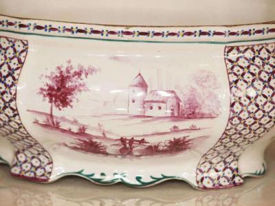 18th century Porcelain Tureen with Clamecy Markings