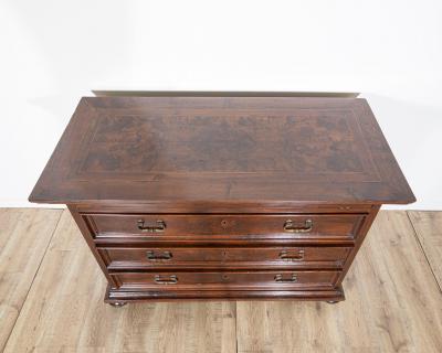 18th century Veneto Chest Of Drawers With Inlays