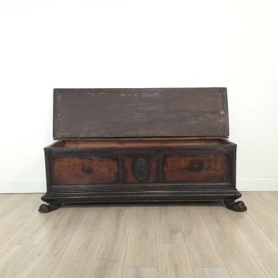 18th or 17th Century Italian Walnut Dowry Chest or Cassone