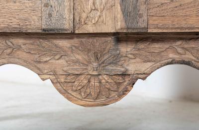18thC French Provincial Carved Oak Buffet De Corps