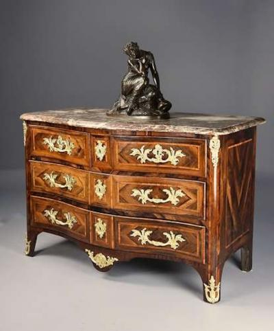 18thc French R gence rosewood serpentine commode with marble top