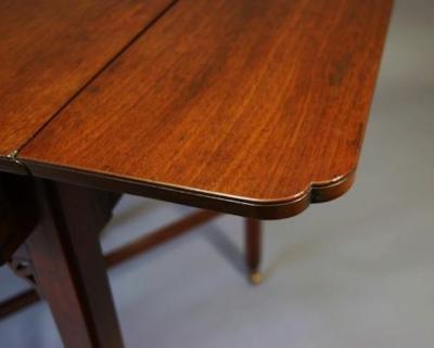 18thc mahogany pembroke table