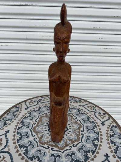 19 5 Yoruba Tribe Kneeling Woman Wood Sculpture