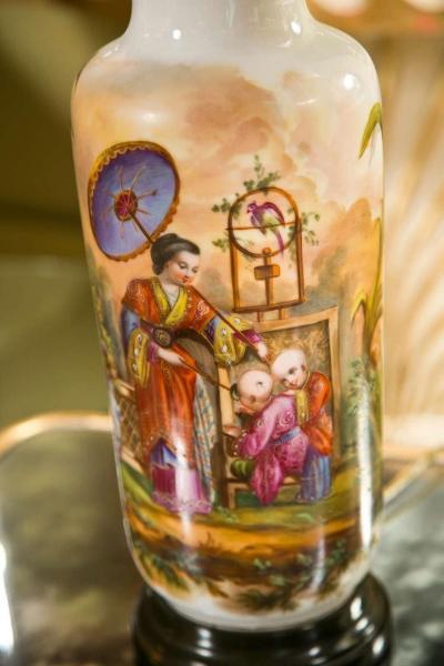 19 C French Chinoiserie Porcelain Lamps Pair