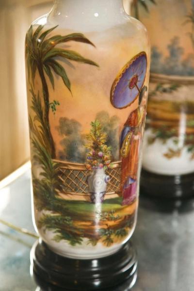 19 C French Chinoiserie Porcelain Lamps Pair