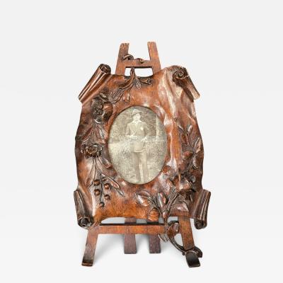 1900s Carved wood picture frame
