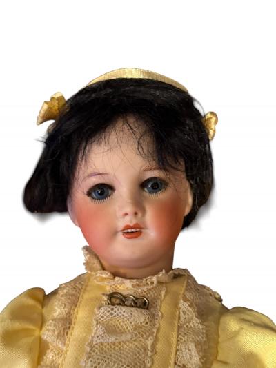 1900s FRENCH BISQUE MOTHER DOLL ROCKING BABY IN BASSINET MUSICAL AUTOMATON