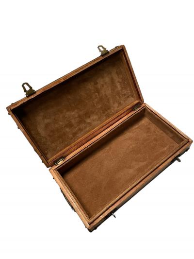 1900s trunk candy box