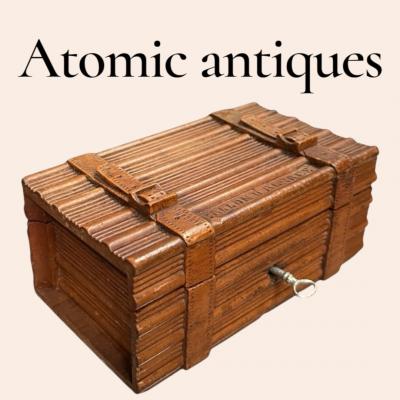 1920s Decorative trunk box
