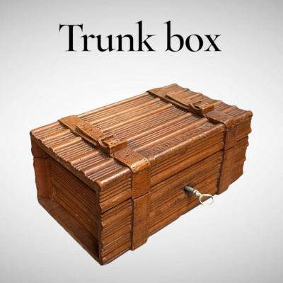 1920s Decorative trunk box