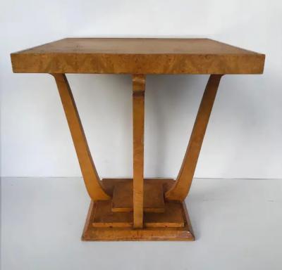 1920s Grained Fine Austrian Biedermeier Burlwood Table and 2 Chairs