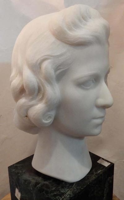 1930 Art Deco Head of Woman in White Marble Carrara Signed by M Di Domenico