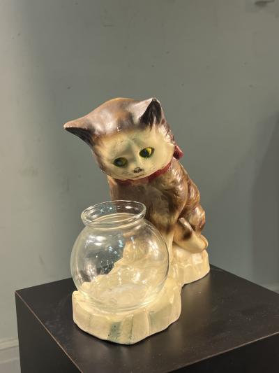 1930S CARNIVAL PRIZE CAT WITH GOLDFISH BOWL CHALKWARE FIGURINE
