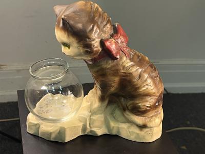 1930S CARNIVAL PRIZE CAT WITH GOLDFISH BOWL CHALKWARE FIGURINE