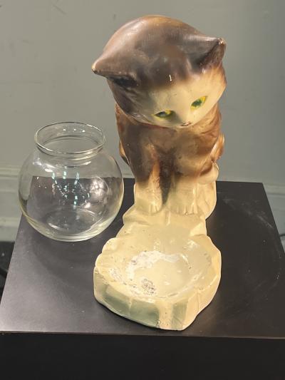 1930S CARNIVAL PRIZE CAT WITH GOLDFISH BOWL CHALKWARE FIGURINE