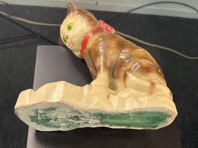 1930S CARNIVAL PRIZE CAT WITH GOLDFISH BOWL CHALKWARE FIGURINE