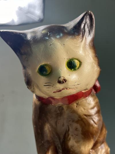 1930S CARNIVAL PRIZE CAT WITH GOLDFISH BOWL CHALKWARE FIGURINE