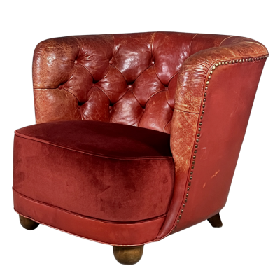 1930s Danish pair of exceptional leather tufted club chairs