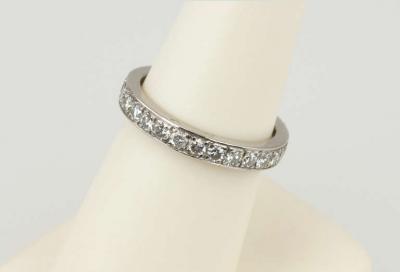 1940S DIAMOND ETERNITY BAND RING