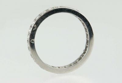 1940S DIAMOND ETERNITY BAND RING