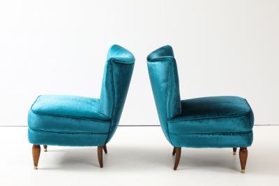 1940s Italian Petitte Slipper And Ottoman In Velvet Upholstery