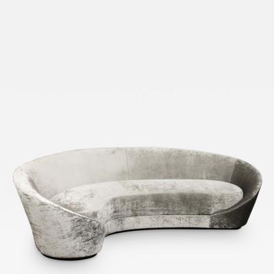 1940s Style Modernist Sweeping Curved Sofa in Platinum Velvet