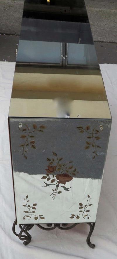 1950 1970 Sideboard Mirror with Eglomis es Flowers