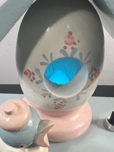 1950S HAND PAINTED ADORABLE EGG BIRD HOUSE WITH TWO BIRDS WOODEN NIGHTLIGHT