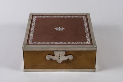 1950s Jewellery boxe in leather with a crown