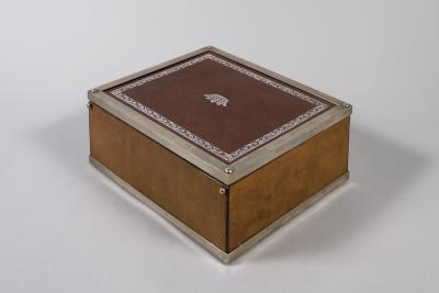 1950s Jewellery boxe in leather with a crown