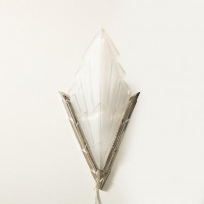 1950s Mid Century American Glamorous Smokey Mirrored Center Hall Game Table