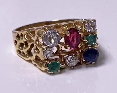 1960 s Gentlemans Gold and Gemstone Ring