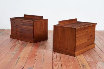 1960S ITALIAN NIGHTSTANDS
