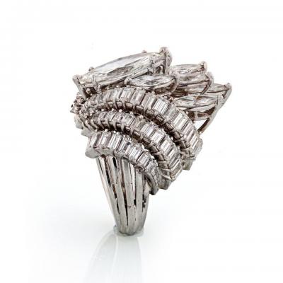 1960S PLATINUM 8 CARATS ESTATE MARQUISE BAGUETTE COCKTAIL DIAMOND RING