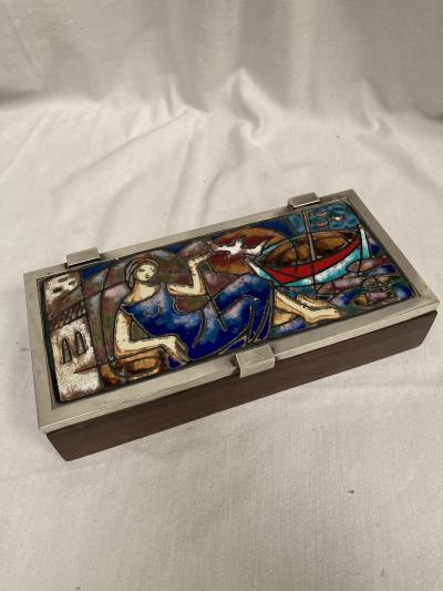 1960s enameled silver boxe with exotic wood part