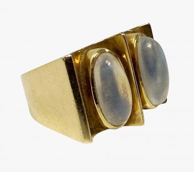 1970 s 18K Moonstone Modernism Abstract Ring 