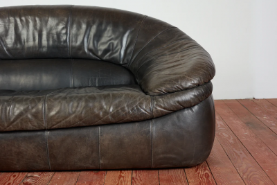1970S ITALIAN LEATHER SOFA