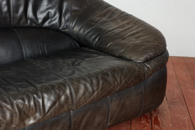 1970S ITALIAN LEATHER SOFA
