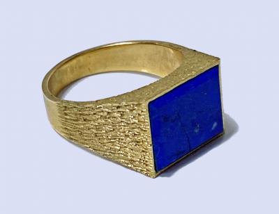 1970s 14kt yellow gold and lapis lazuli Ring