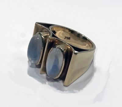 1970s 18K Moonstone Abstract Ring