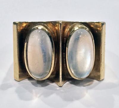 1970s 18K Moonstone Abstract Ring