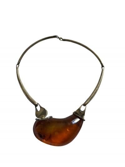 1970s Amber and silver necklace