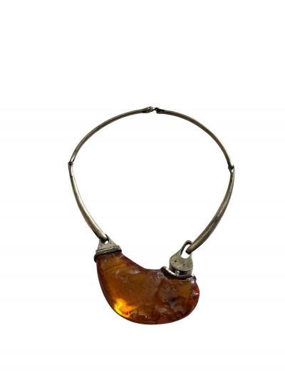 1970s Amber and silver necklace