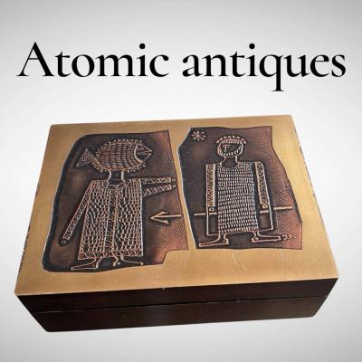 1970s Etched brass hand made decorative box by Jean Pierre Chevalier