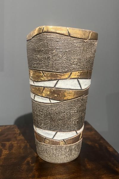 1970s Mid Century Modern Italian Pottery Vase