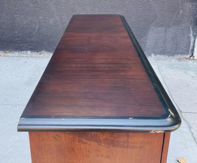 1970s Mid Century Modern Walnut Credenza Sideboard American Modern Design