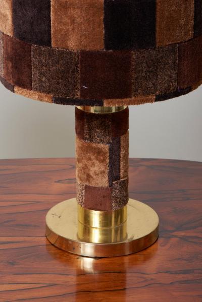 1970s Pair of Hollywood Regency Table Lamps in Brass and Carpet